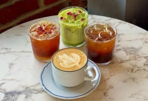 Seven-Day Café with a Modern Fit-Out and Huge Growth Potential! (Our Ref: V2089)