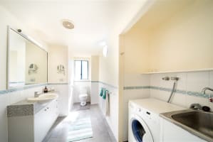 Lifestyle with Income - Airlie Beach - North Qld - Income Range 50 - 100k Plus