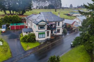 Profitable Iconic FHGC Bischoff 15 Room Hotel Waratah Tas $1mill+ T/O Growth Potential 10% ROI
