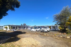 UNDER OFFER - Stonez Boutique Accommodation, Clunes VIC - 1P0567
