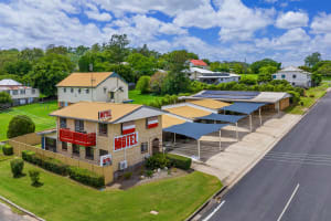 CONSISTENTLY PROFITABLE, EASY TO RUN LEASEHOLD MOTEL - 1994ML