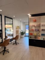 Hair Salon Glenelg for sale
