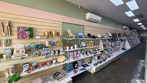 NORTH QLD NEWSAGENCY FOR SALE $600,000 plus SAV  Including Full Newsagency and FREEHOLD BUILDING