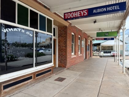 Freehold Hotel for Sale - Albion Hotel, Grenfell