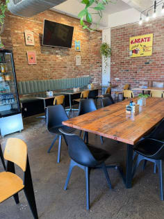 72 Seat Established Cafe / Restaurant - West Melbourne! WIWO