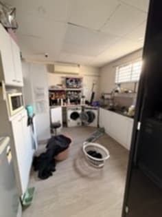 Hair Salon Glenelg for sale