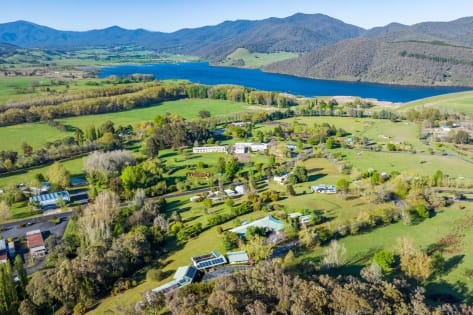 Queen's Cottage, Khancoban – Where the Murray & Snowy Mountains Lifestyle Meet