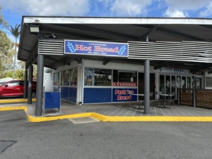 SOUTHSIDE BAKERY FOR SALE OUTSTANDING BUSINESS WITH HIGH PROFITS OFFERS OVER 200K!