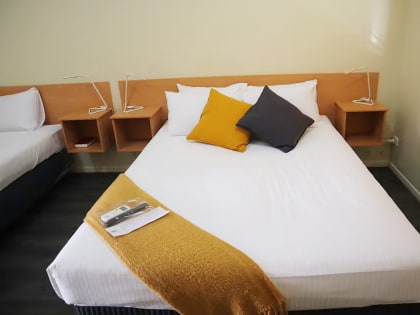 CENTRAL QLD LEASEHOLD MOTEL - 1934ML