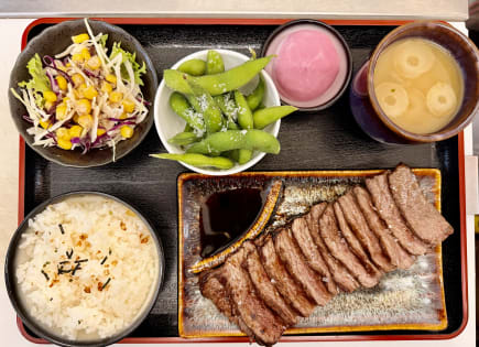 The Little Man Cafe Seddon