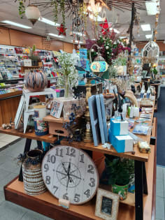 SUNSHINE COAST NEWSAGENCY/GIFT/TATTS BUSINESS FOR  SALE - PRICE REDUCTION $150,000 PLUS SAV