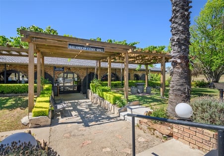 Ballandean Estate Vineyard & Winery for Sale