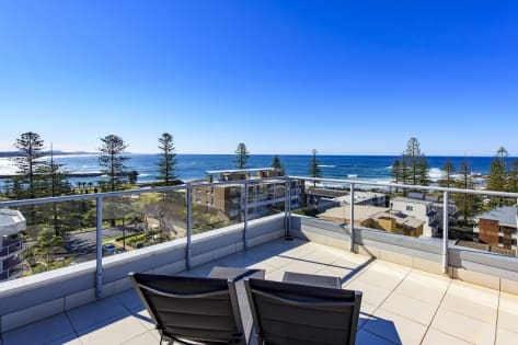 Executive Living with Significant Income - ID 7846