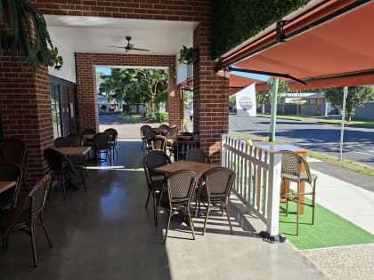 Cafe and Florist for sale + stock