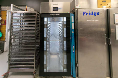 Profitable Bakery + Freehold  / Prime Sea Change Location!