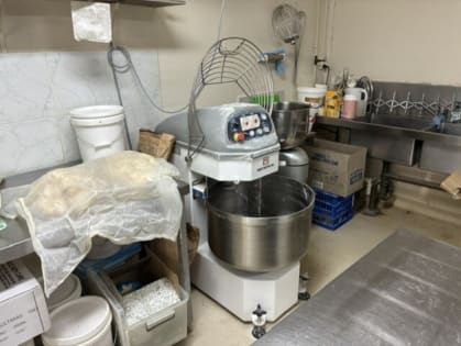 SOUTHSIDE BAKERY FOR SALE OUTSTANDING BUSINESS WITH HIGH PROFITS OFFERS OVER 200K!