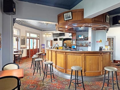 Freehold Hotel for Sale - Albion Hotel, Grenfell