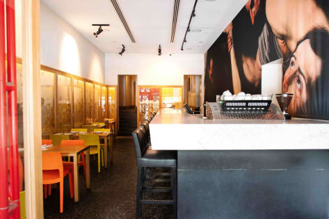 ​CAFÉ + BAR DI STASIO - ST KILDA