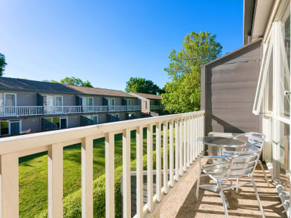 Modern Apartment Complex in Vibrant Rural City of Orange - 2314MF