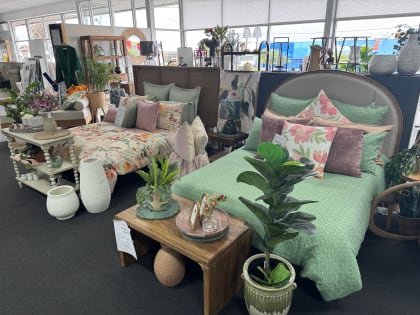 Albany Icon Business