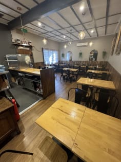Woodfire Pizza Licensed Ringwood - contact landlord