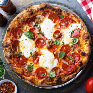 LICENSED RESTAURANT & PIZZERIA