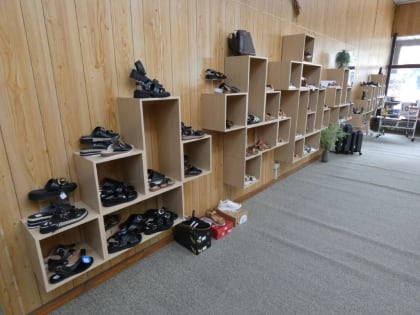 CURRENT OWNER IS LOOKING TO RETIRE AFTER 30+YEARS