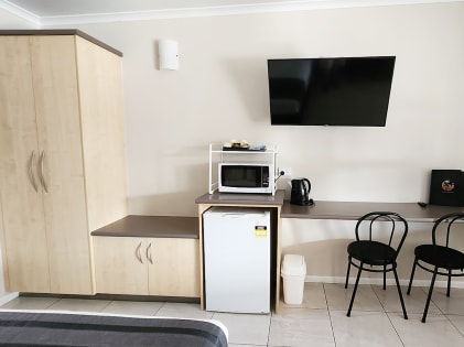 QLD Coastal Major Regional City - 2124ML