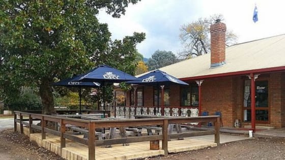 UNDER OFFER - Court House Hotel, Jamieson