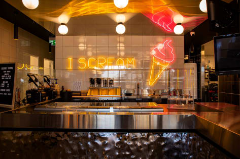 GHOST BURGERS & GRILL – DOREEN