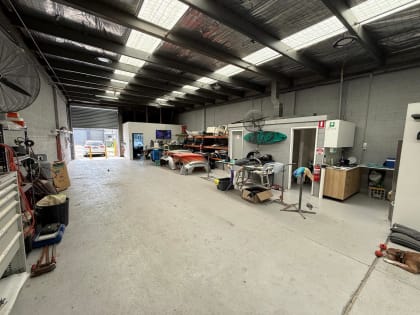 Fully Equipped Panel Beating & Spray Painting Workshop Mordialloc Area