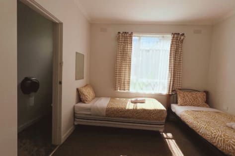 UNDER OFFER - Court House Hotel, Jamieson