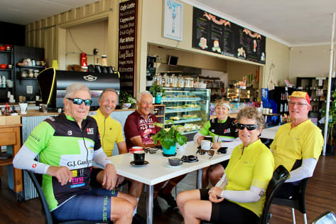 Café Restaurant Home Cooking with Take Away plus Beach House