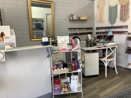 Prime Commercial & Business Opportunity – Currenly Home to Romsey Beauty Spot