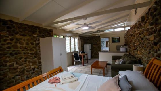 Sapphire Caravan & Cabin Park - Established Park in a Renowned Outback Tourism Region