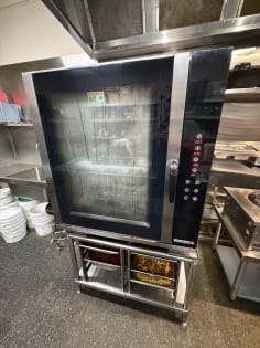 Turnkey 198m² Commercial Kitchen & Restaurant | Dual Canopies (Charcoal Approved) | Dandenong