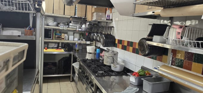 Profitable Pizza & Pasta Restaurant, Est. 20 Years, $12,000 - $16,000 / week in sales
