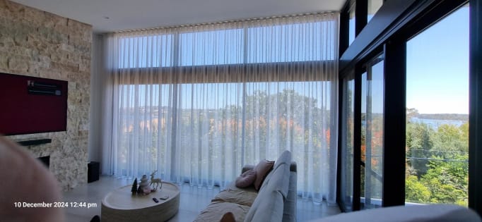 HOME-BASED, STRONG PROFITS, FLEXIBLE LIFESTYLE - CUSTOM WINDOW TREATMENTS
