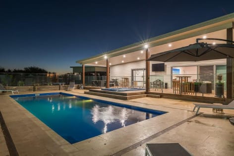 PURE LUXURY ON THE ISLAND - 2906MF