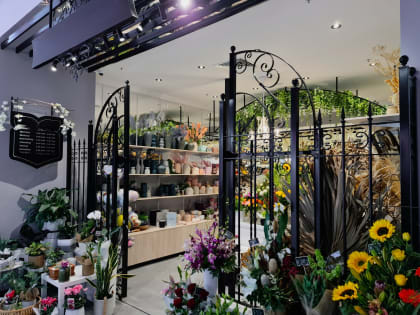 Giftwares & Florist Business