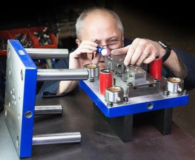 Srnt9jhrtws5lzfzaayc