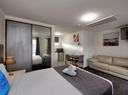 I DO LIKE TO BE BESIDE THE SEASIDE - 2891ML