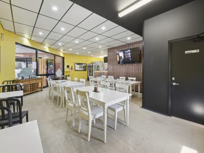 Mt Martha Pizza Shop