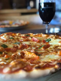 Profitable Pizza Takeaway | $13K+ Weekly Sales | Rent $810/Wk | Prime Location [2509062]