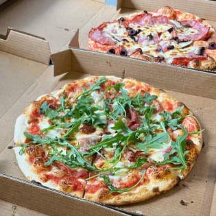 WOOD OVEN PIZZERIA OPPORTUNITY ADELAIDE HILLS RENT $300PW $49,000+GST
