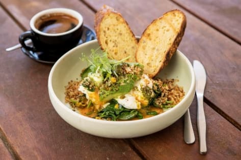 INSTITUTION WESTERN SUBURBS CAFÉ