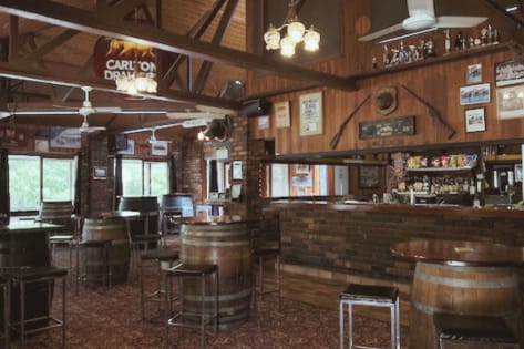 UNDER OFFER - Court House Hotel, Jamieson