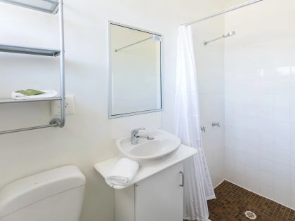 Modern Apartment Complex in Vibrant Rural City of Orange - 2314MF