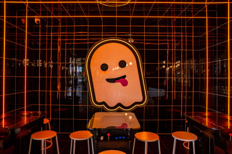 GHOST BURGERS & GRILL – DOREEN