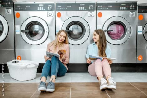 Coin and service laundry for sale in Bayside area